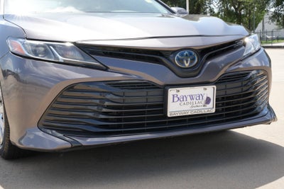 2020 Toyota Camry Hybrid LE