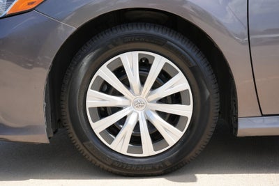 2020 Toyota Camry Hybrid LE