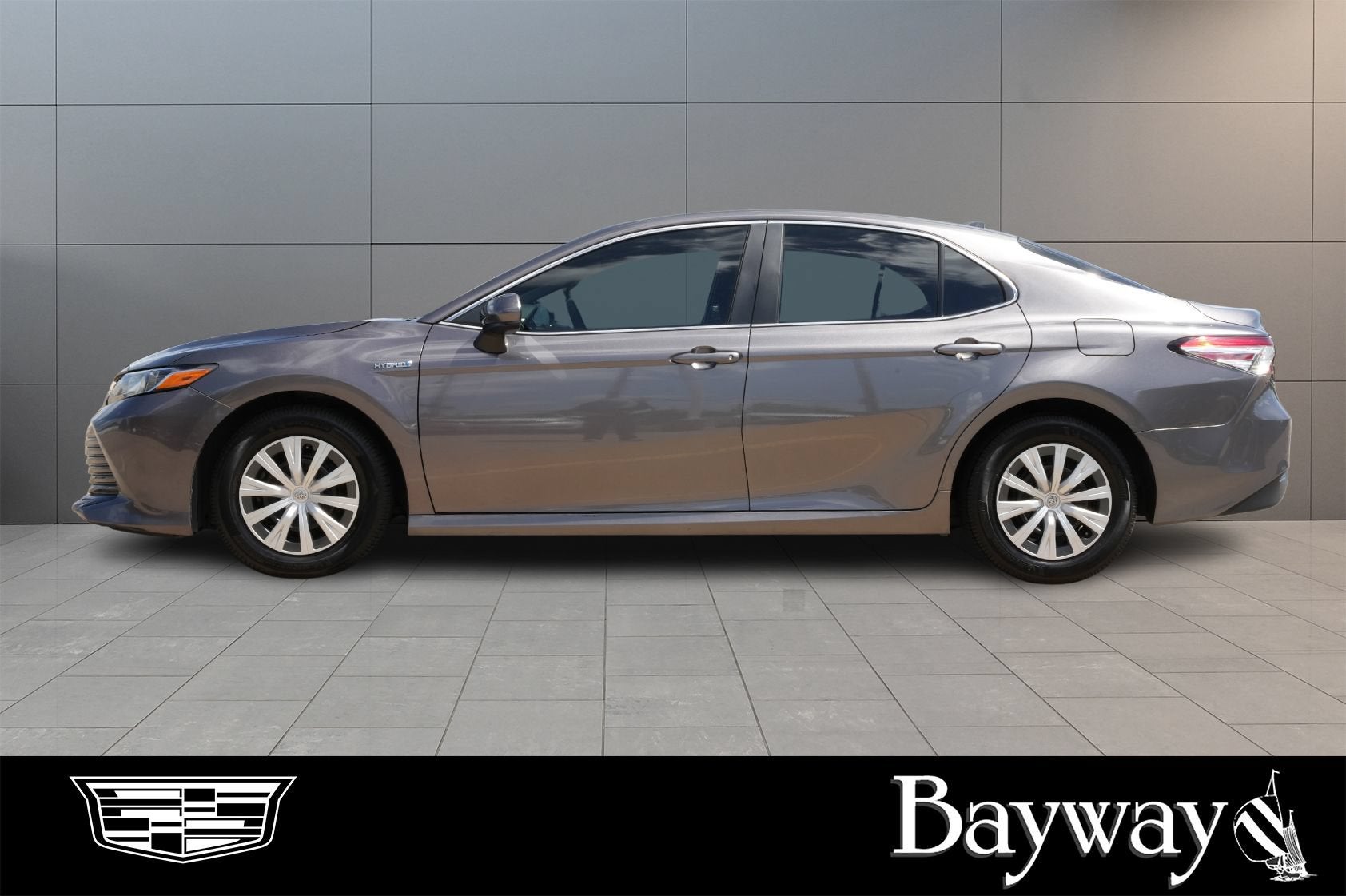2020 Toyota Camry Hybrid LE