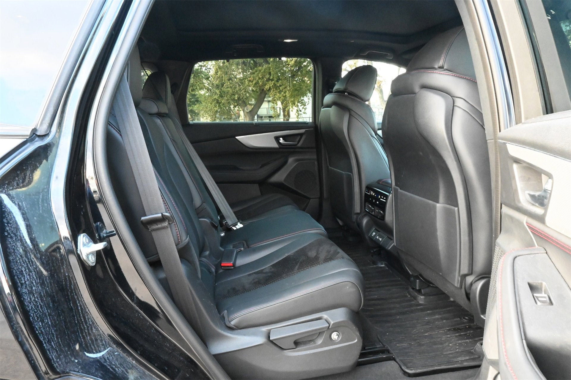 2023 Acura MDX w/A-Spec Package