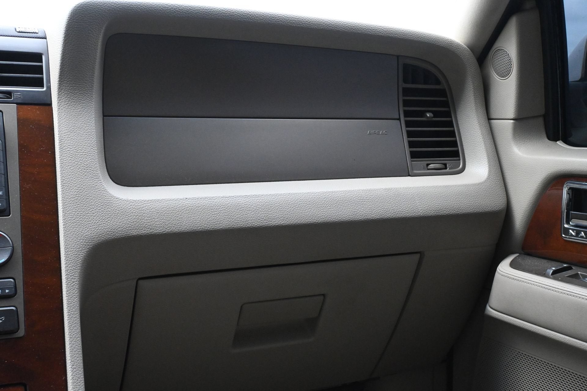 2013 Lincoln Navigator NA