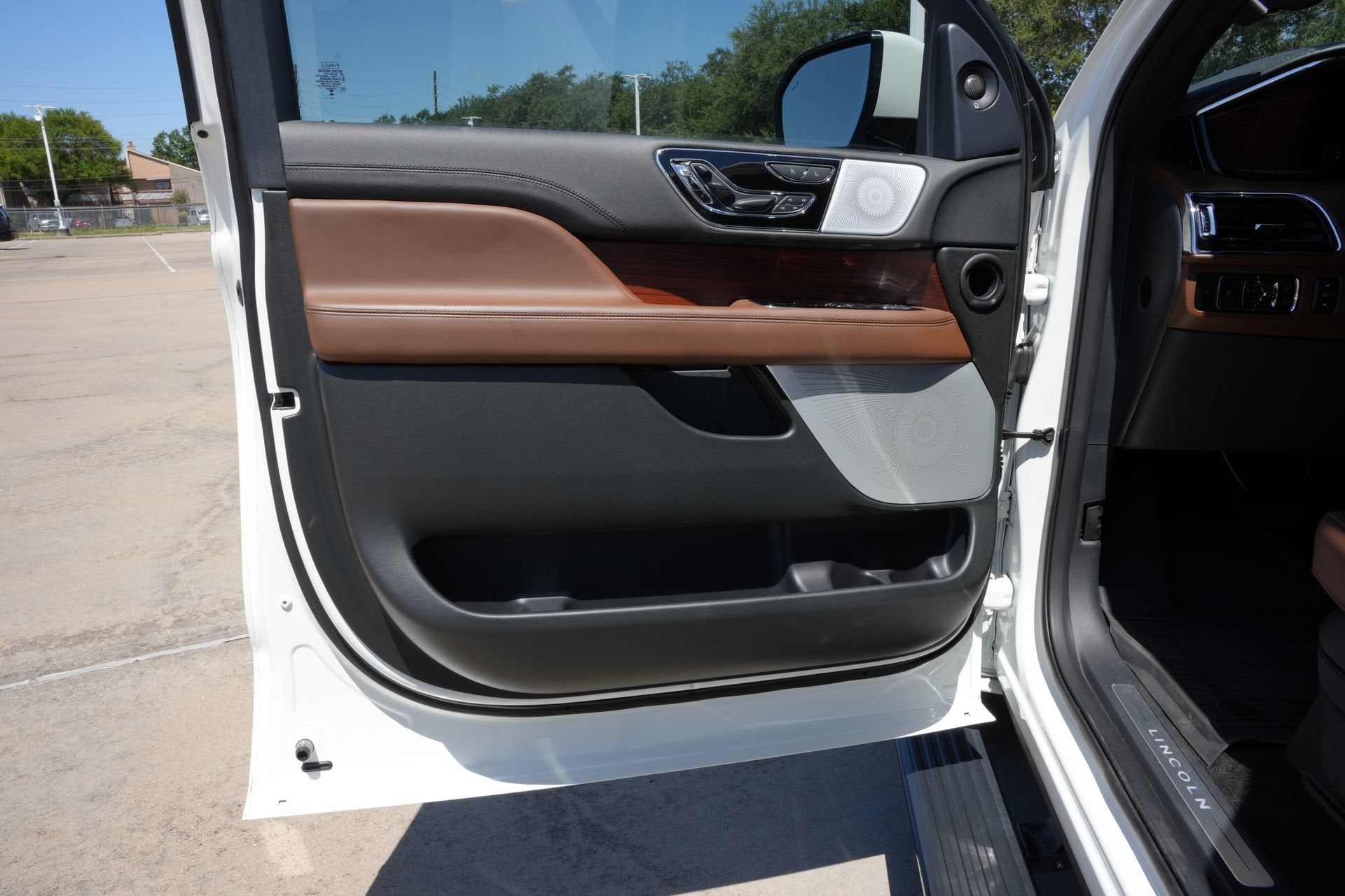 2023 Lincoln Navigator L Reserve