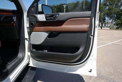 2023 Lincoln Navigator L Reserve
