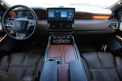 2023 Lincoln Navigator L Reserve