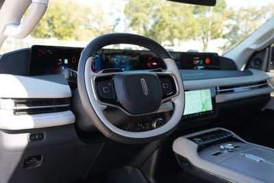 2025 Lincoln Navigator L Reserve