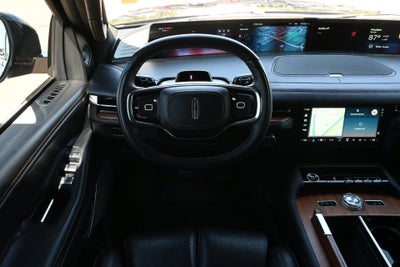 2025 Lincoln Navigator L Black Label