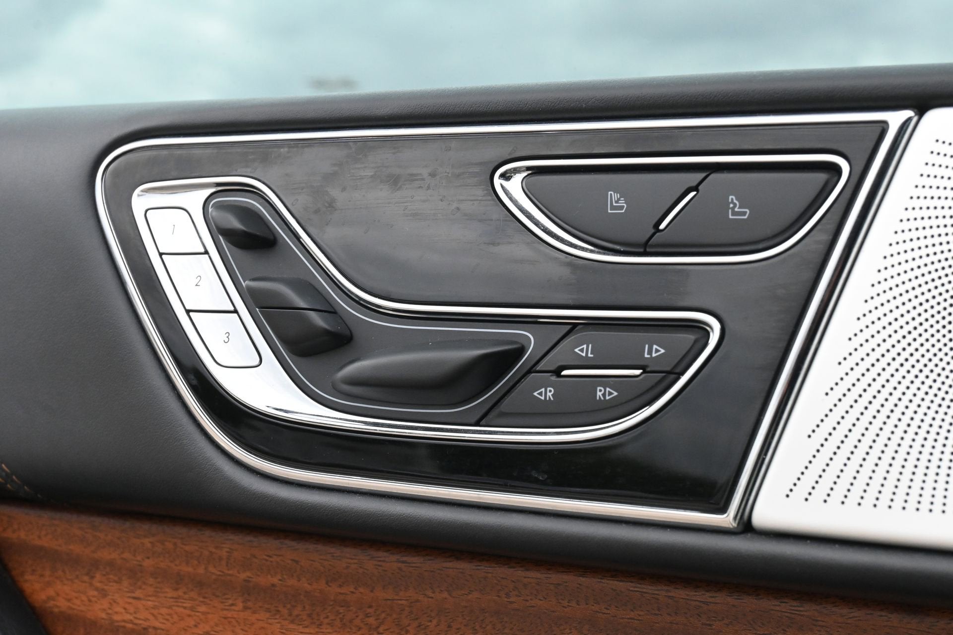 2022 Lincoln Navigator L Black Label