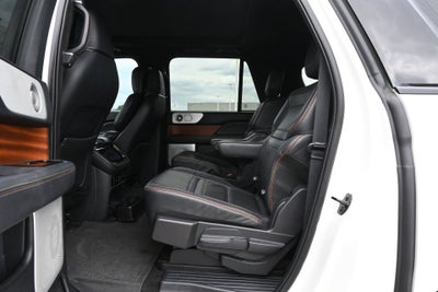 2022 Lincoln Navigator L Black Label
