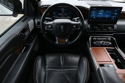 2022 Lincoln Navigator L Black Label