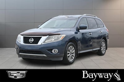 2016 Nissan Pathfinder SV