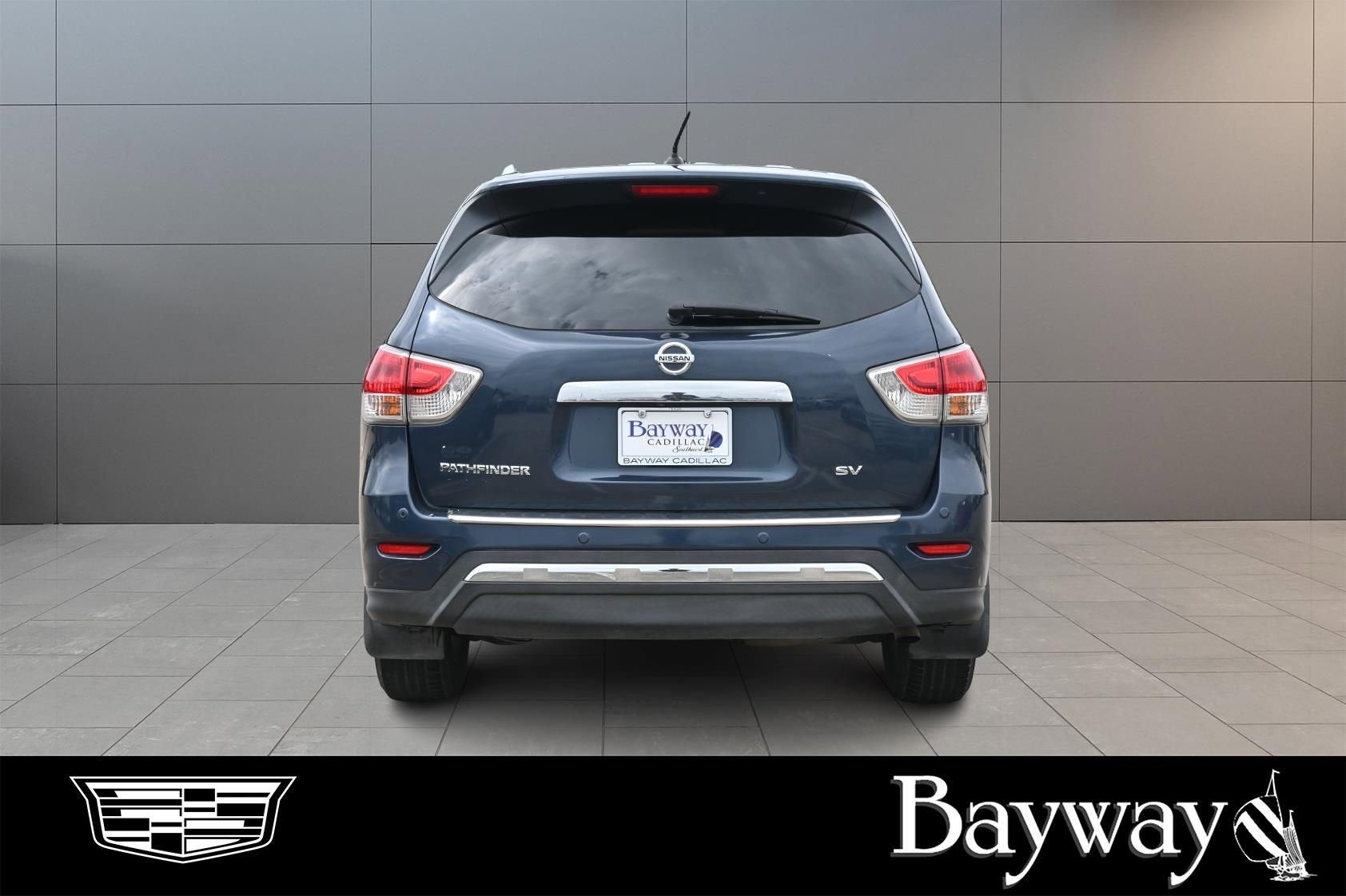 2016 Nissan Pathfinder SV