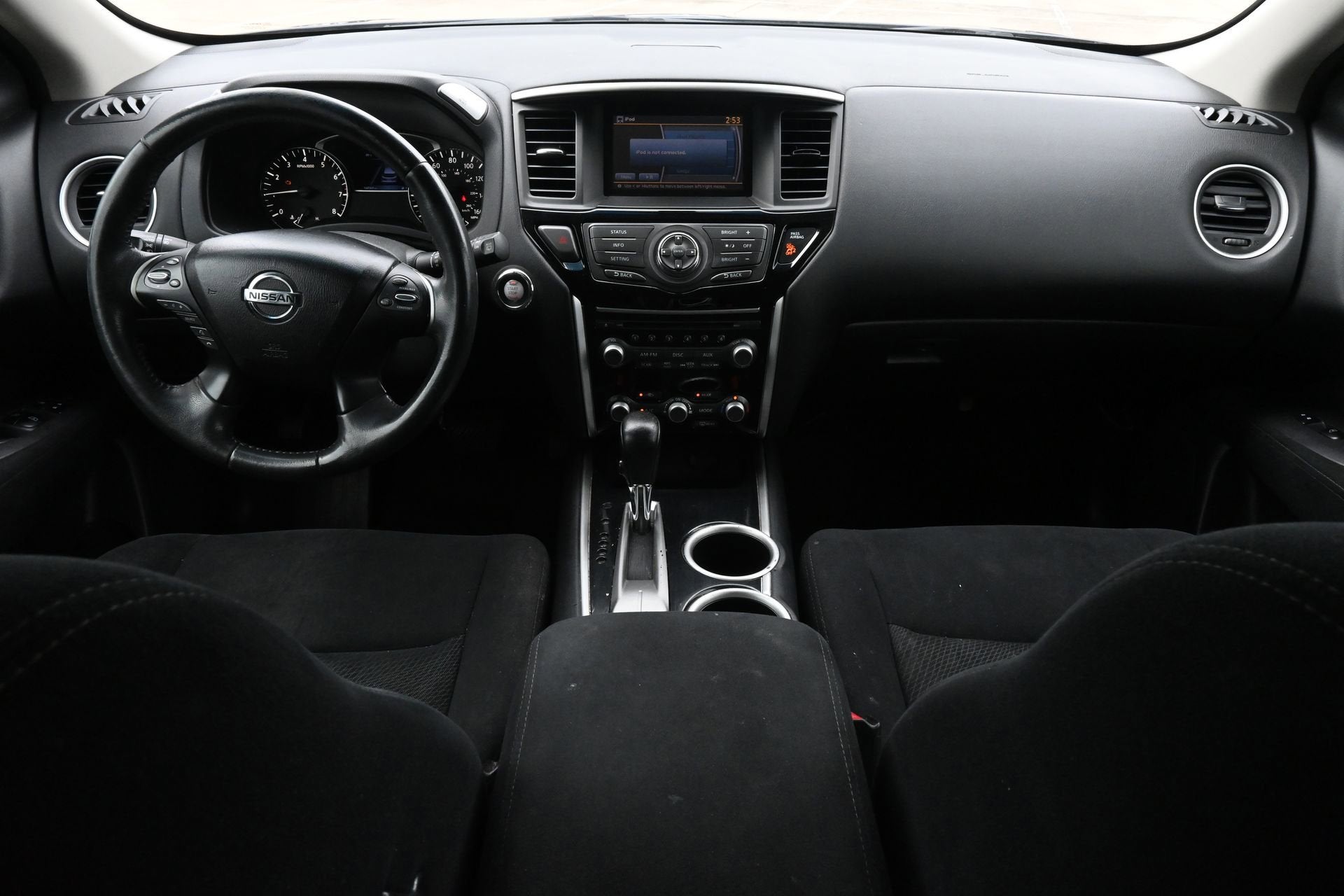 2016 Nissan Pathfinder SV