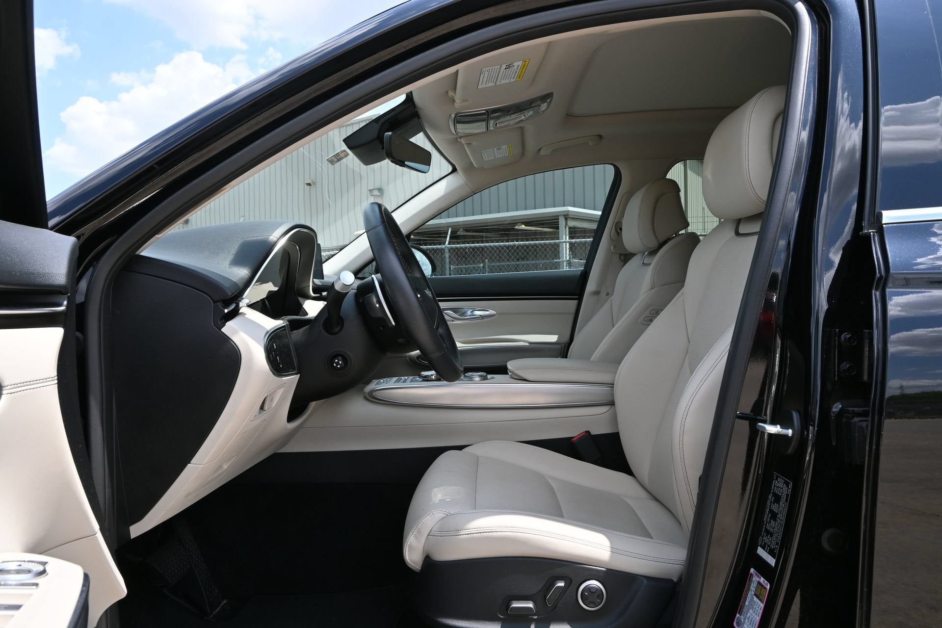 2024 Genesis GV70 2.5T