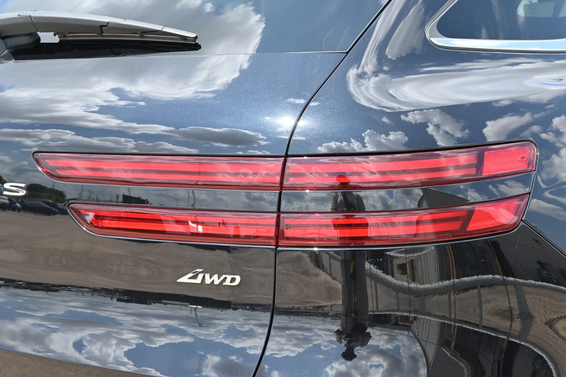 2024 Genesis GV70 2.5T