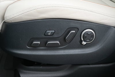 2023 Genesis Electrified GV70 Advanced