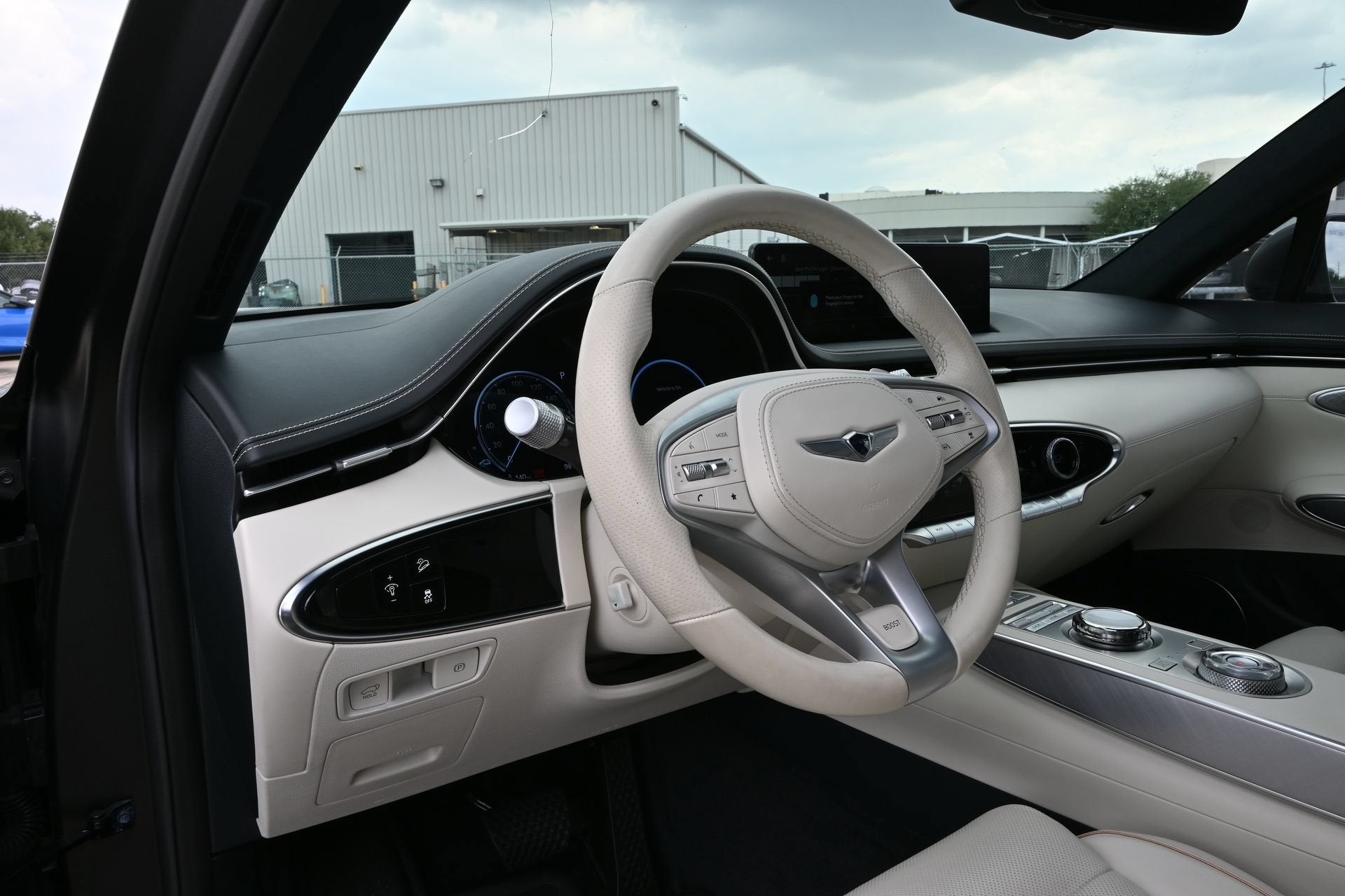 2023 Genesis Electrified GV70 Advanced