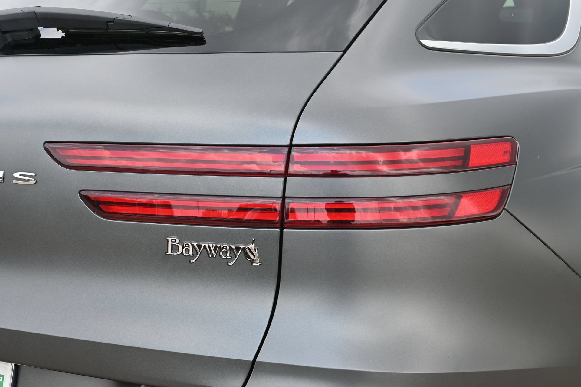 2023 Genesis Electrified GV70 Advanced
