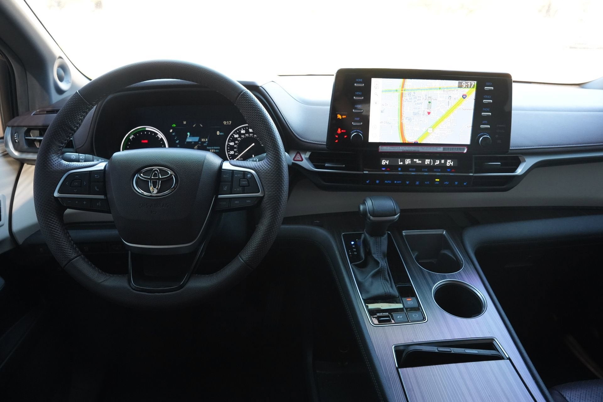 2024 Toyota Sienna Platinum