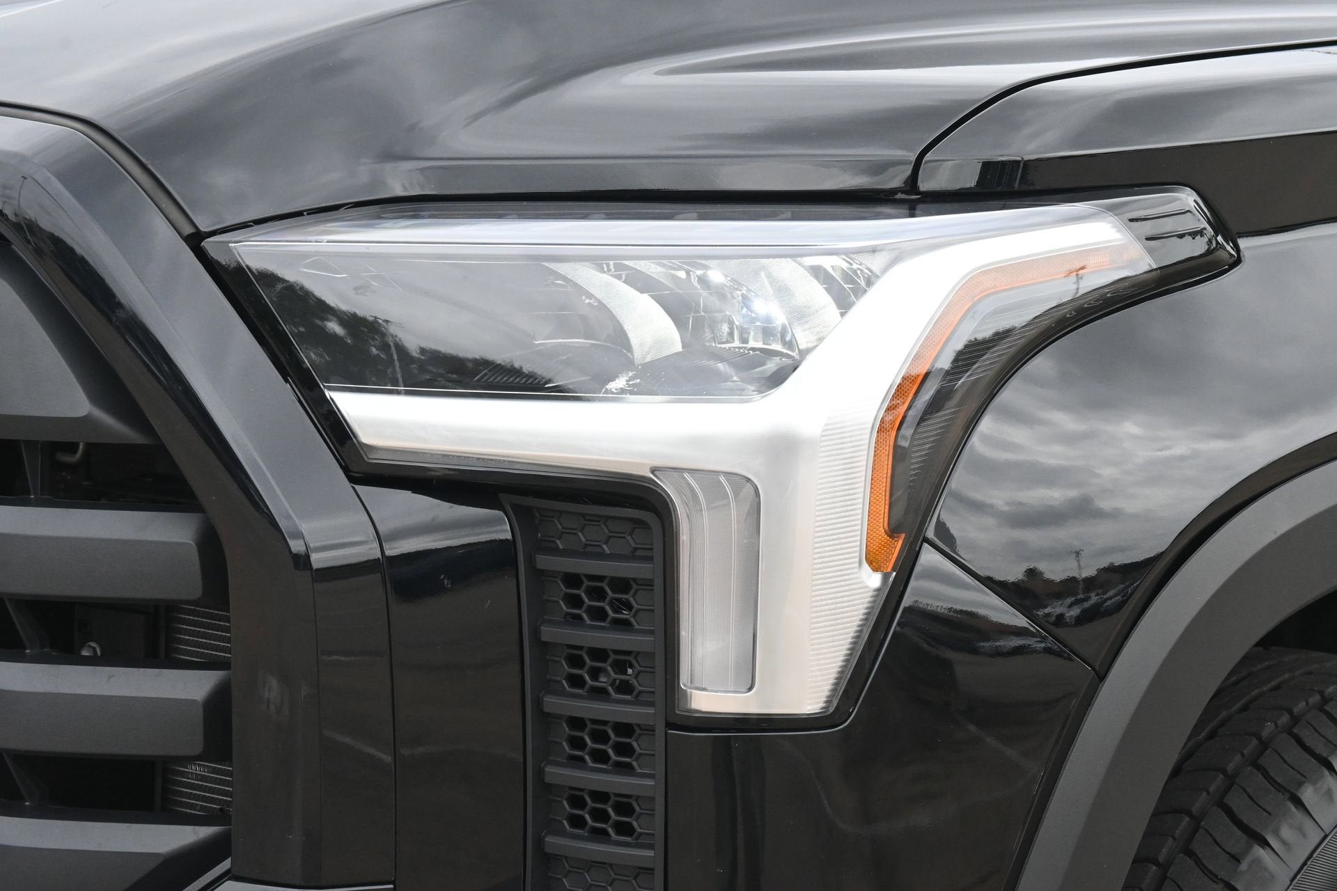 2022 Toyota Tundra 4WD SR5