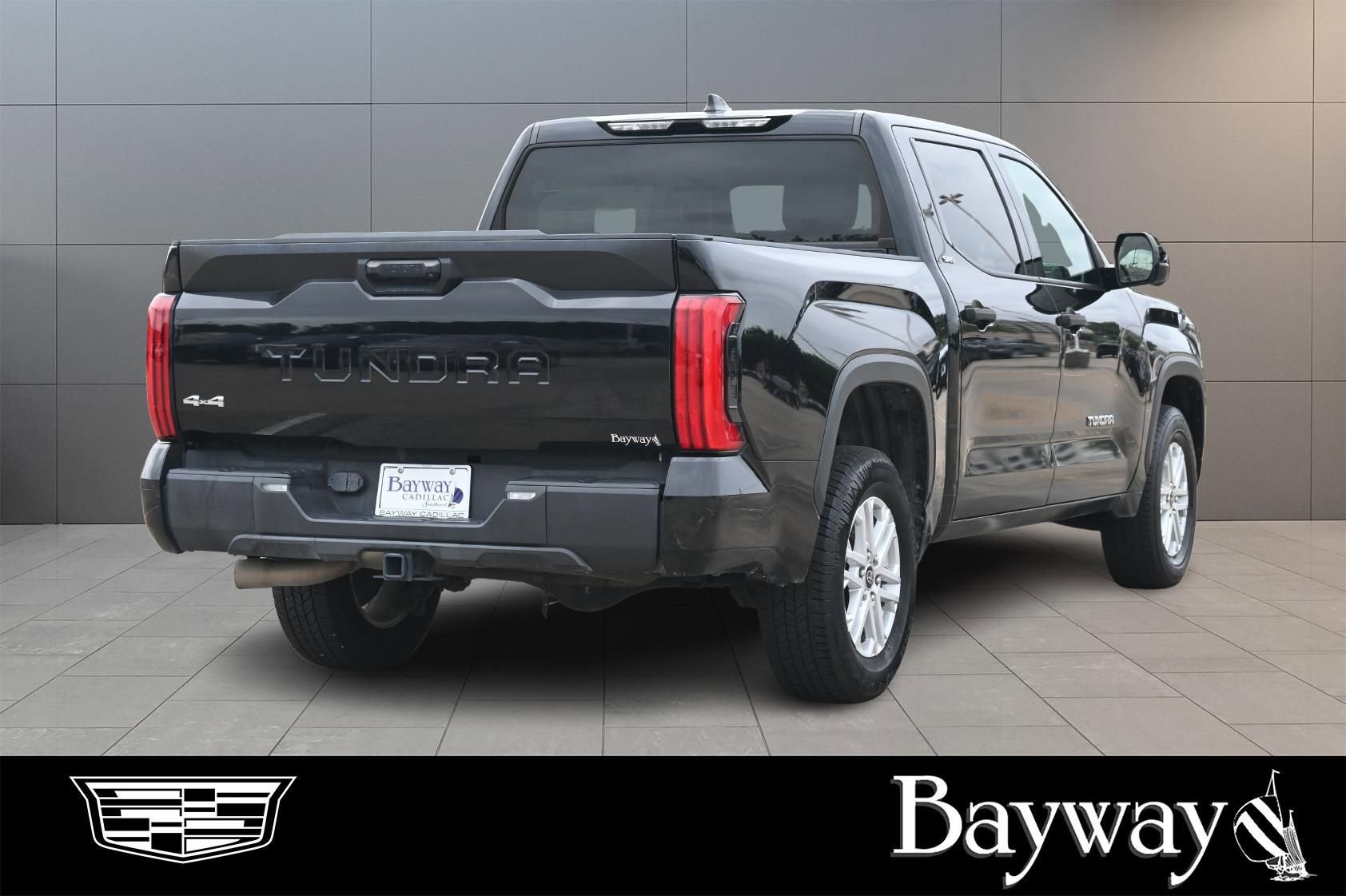 2022 Toyota Tundra 4WD SR5
