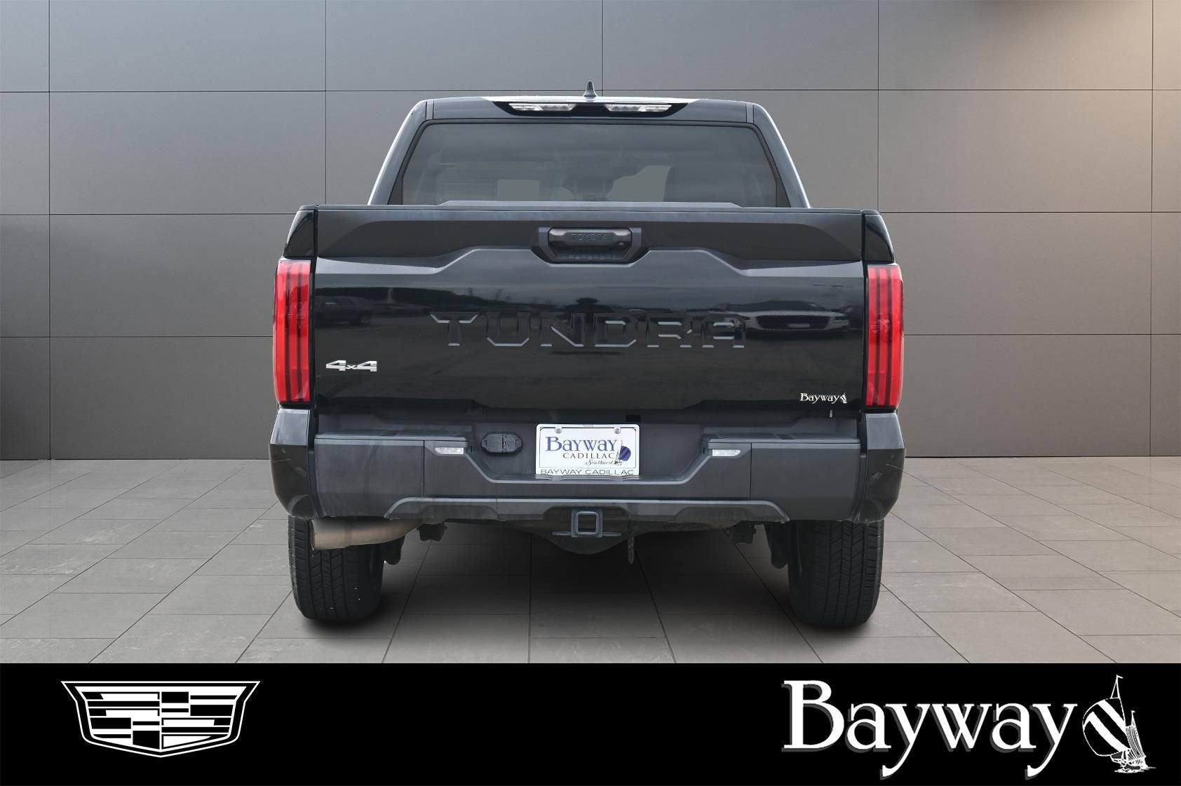 2022 Toyota Tundra 4WD SR5