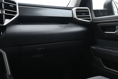 2022 Toyota Tundra 4WD SR5