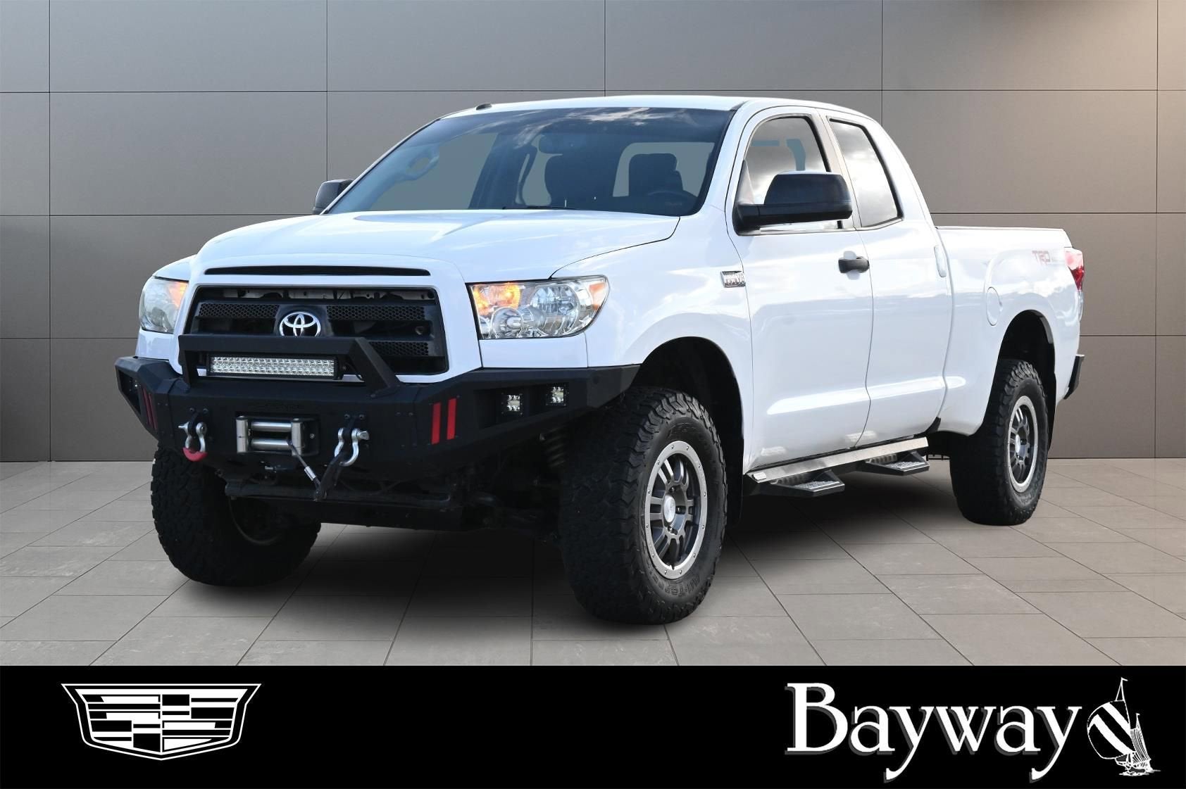 2011 Toyota Tundra 4WD Truck GRADE