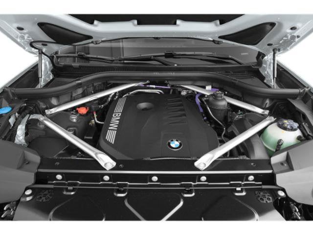 2025 BMW X7 M60i