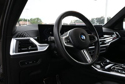 2025 BMW X7 M60i