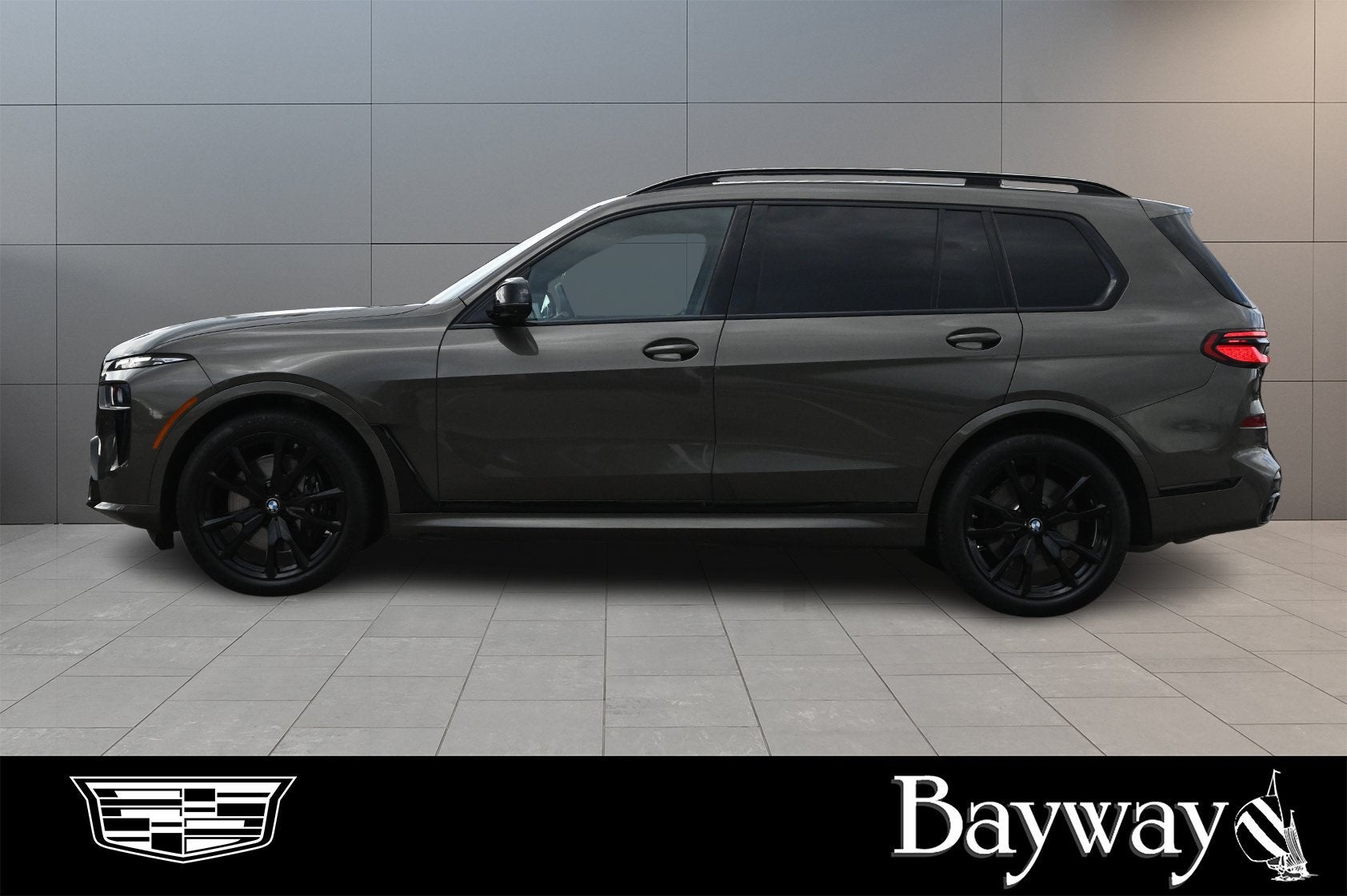 2025 BMW X7 M60i