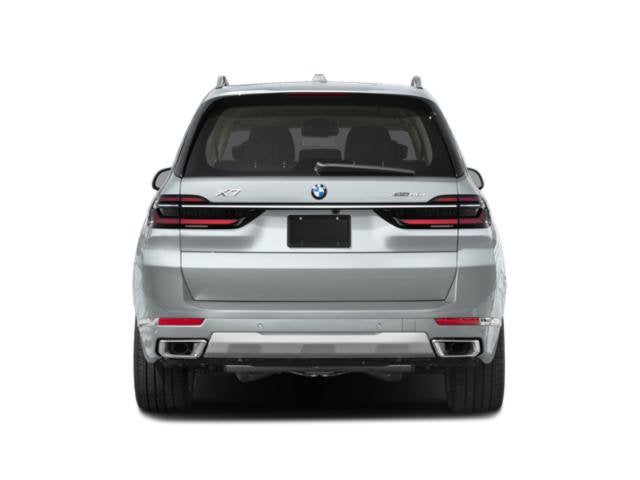 2025 BMW X7 M60i