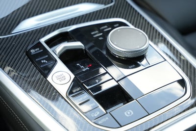 2025 BMW X5 M60i