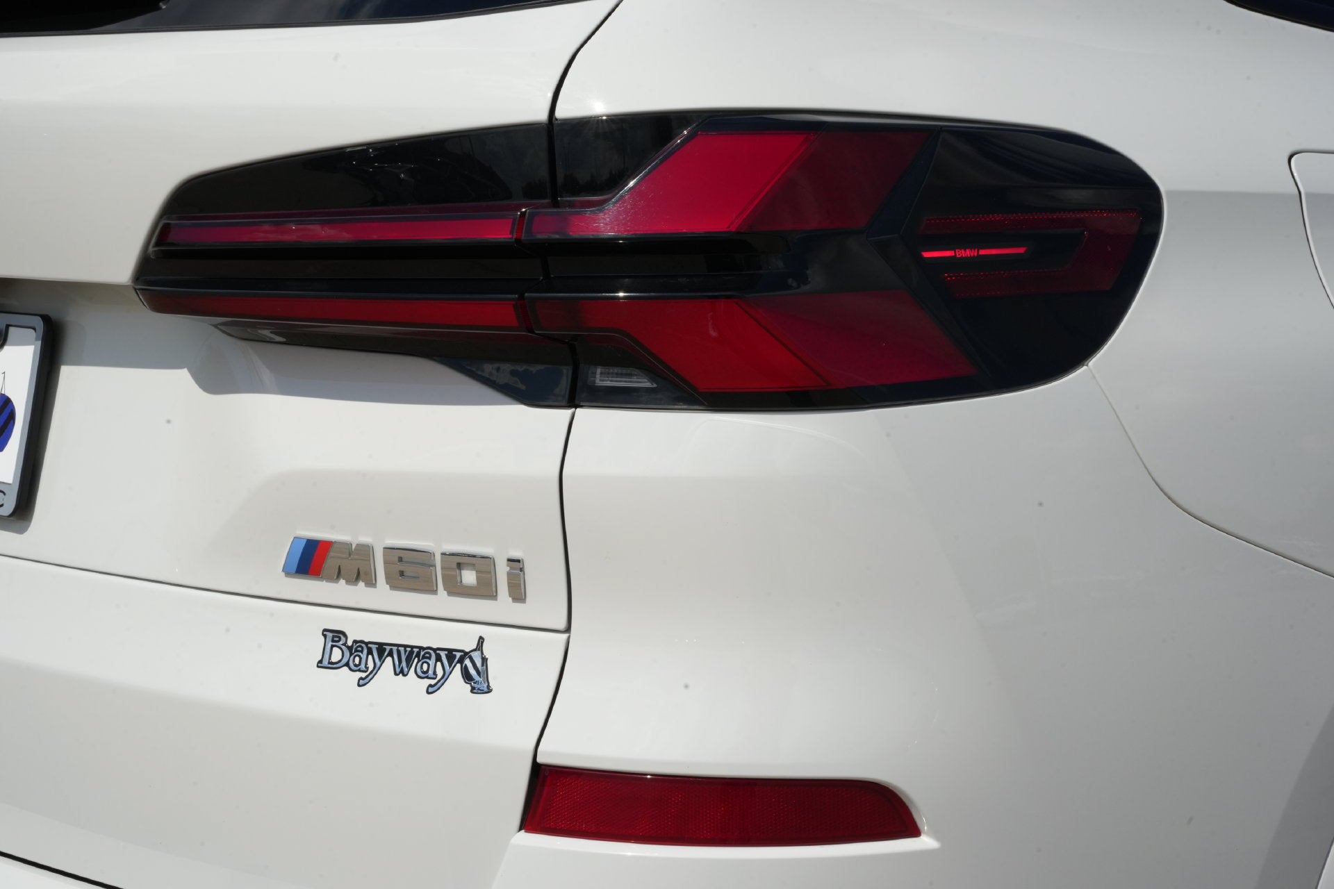 2025 BMW X5 M60i