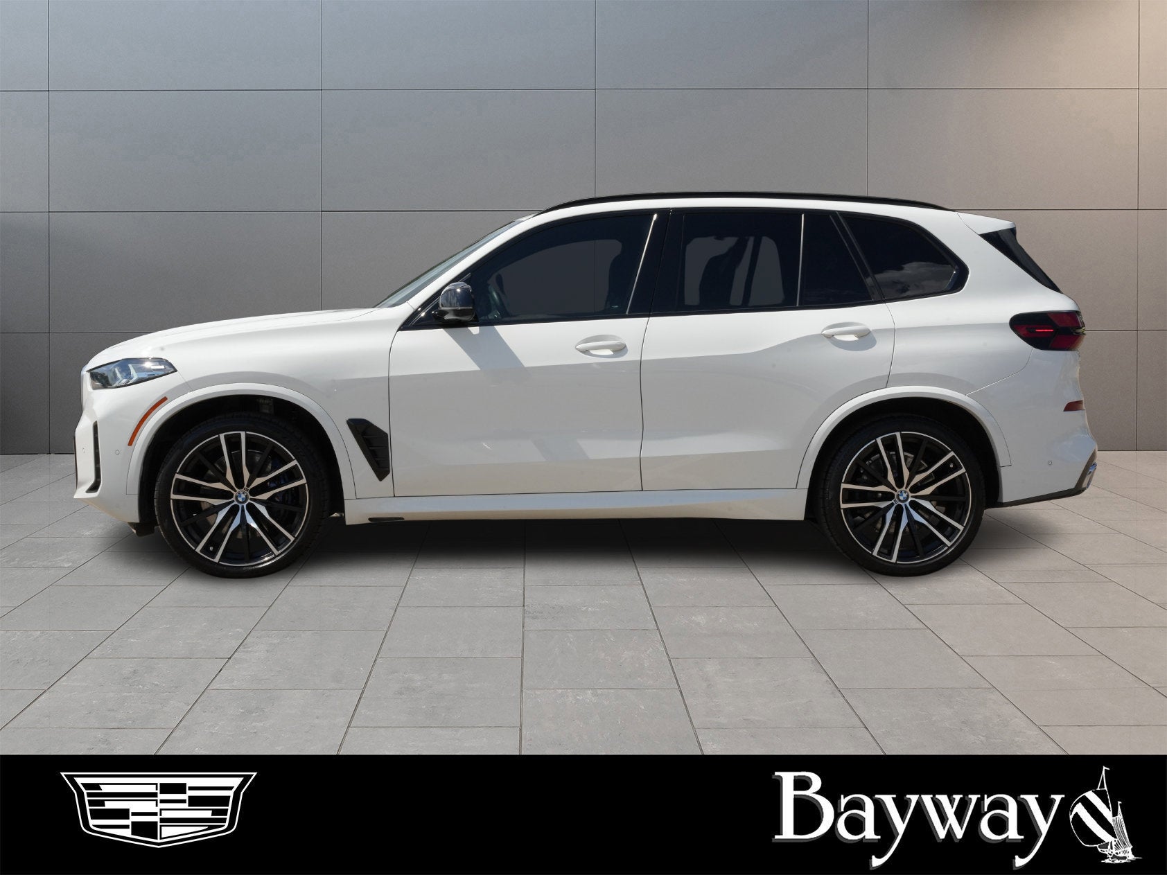 2025 BMW X5 M60i