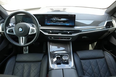 2025 BMW X5 M60i