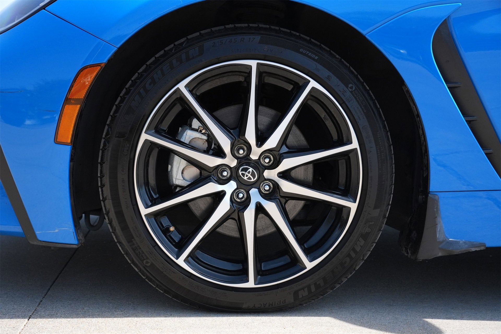 2024 Toyota GR86 BASE