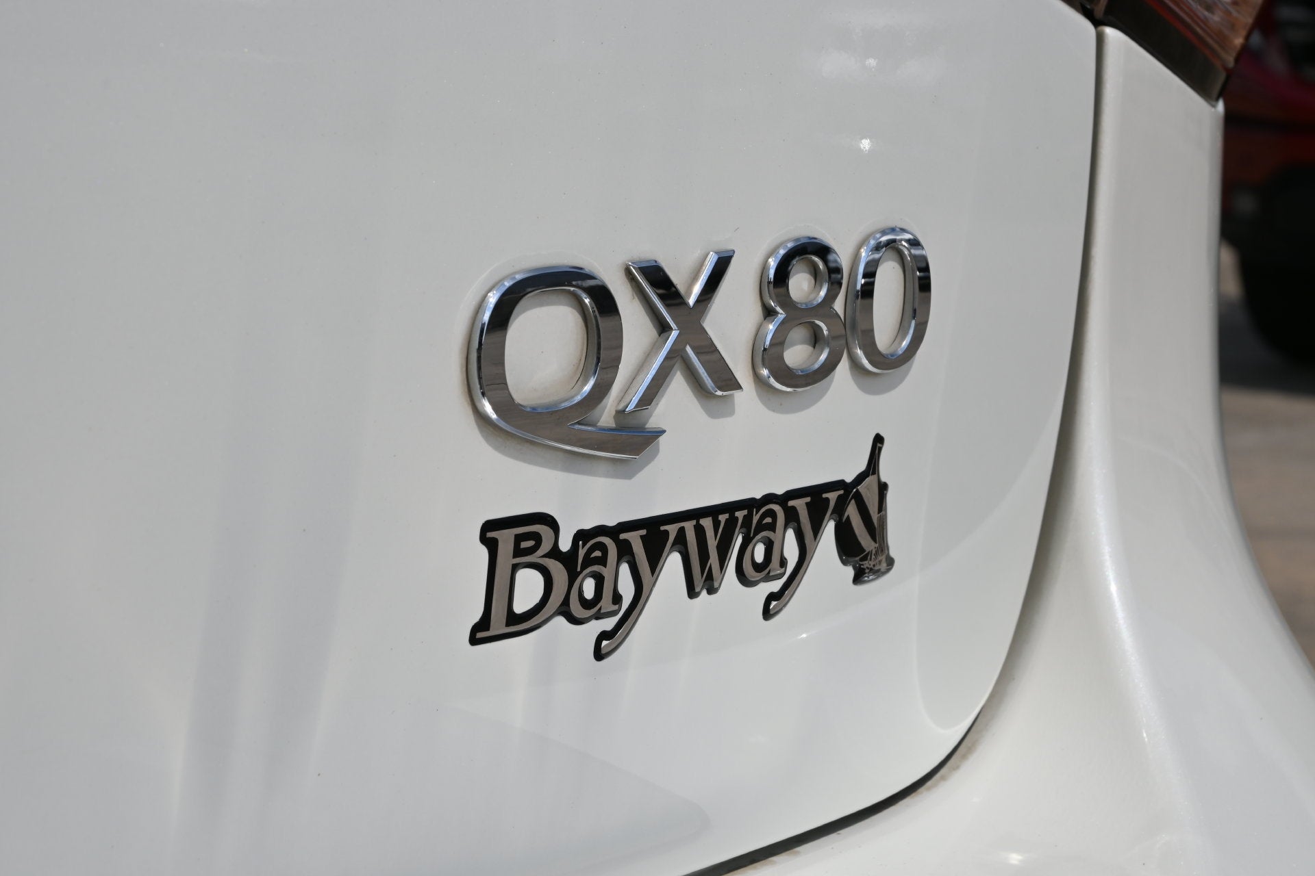 2017 INFINITI QX80 NA