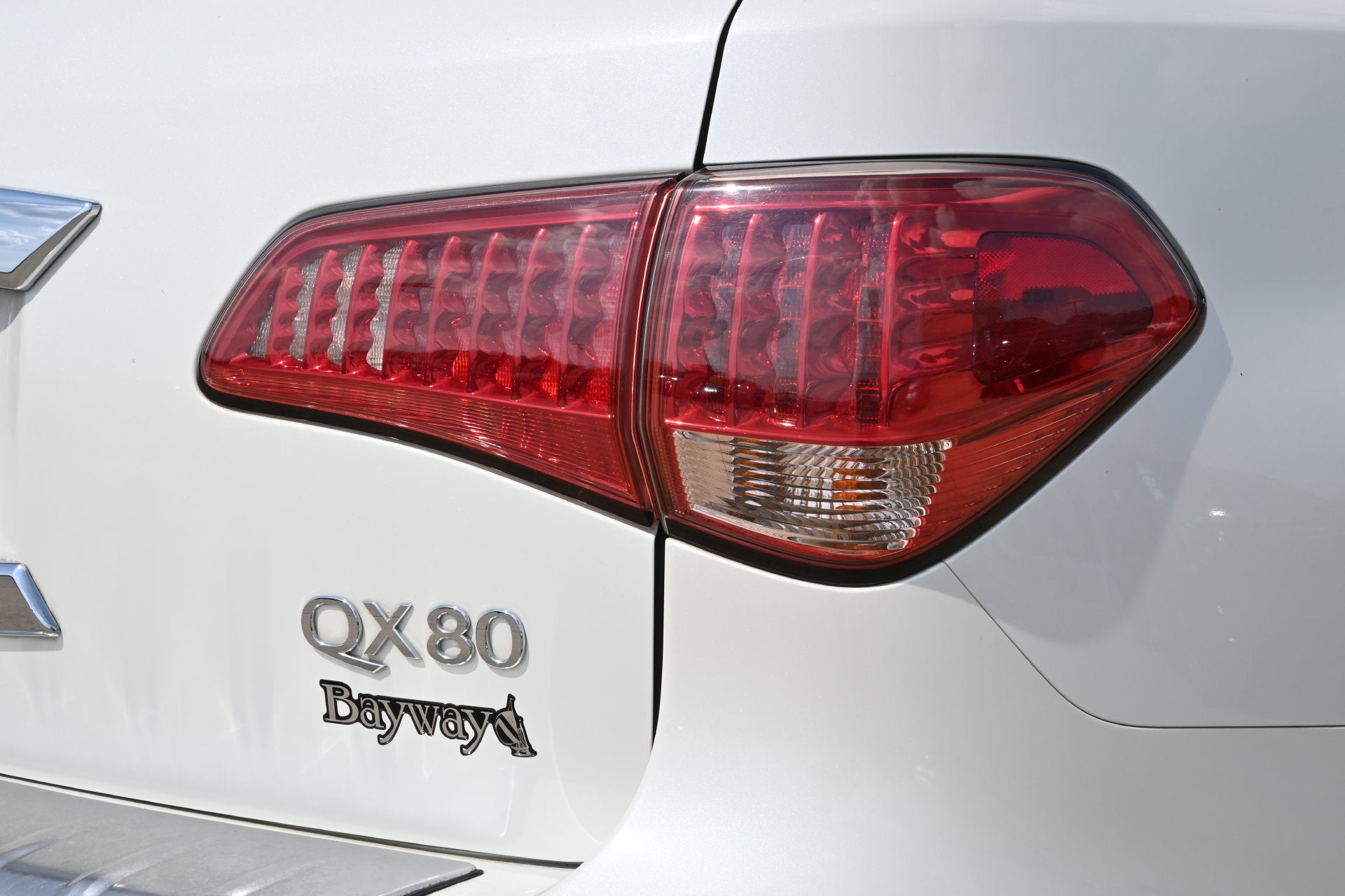 2017 INFINITI QX80 NA
