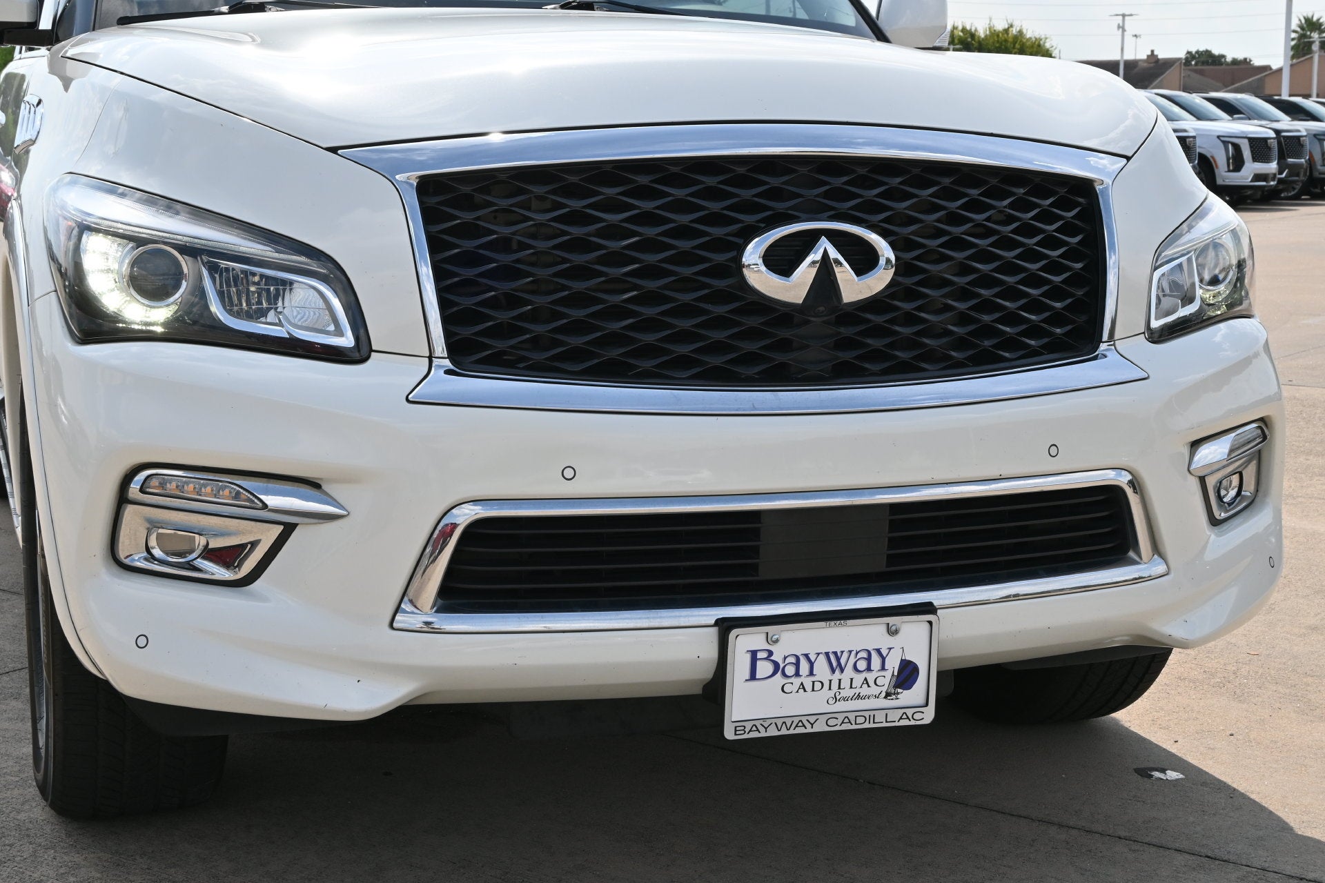2017 INFINITI QX80 NA