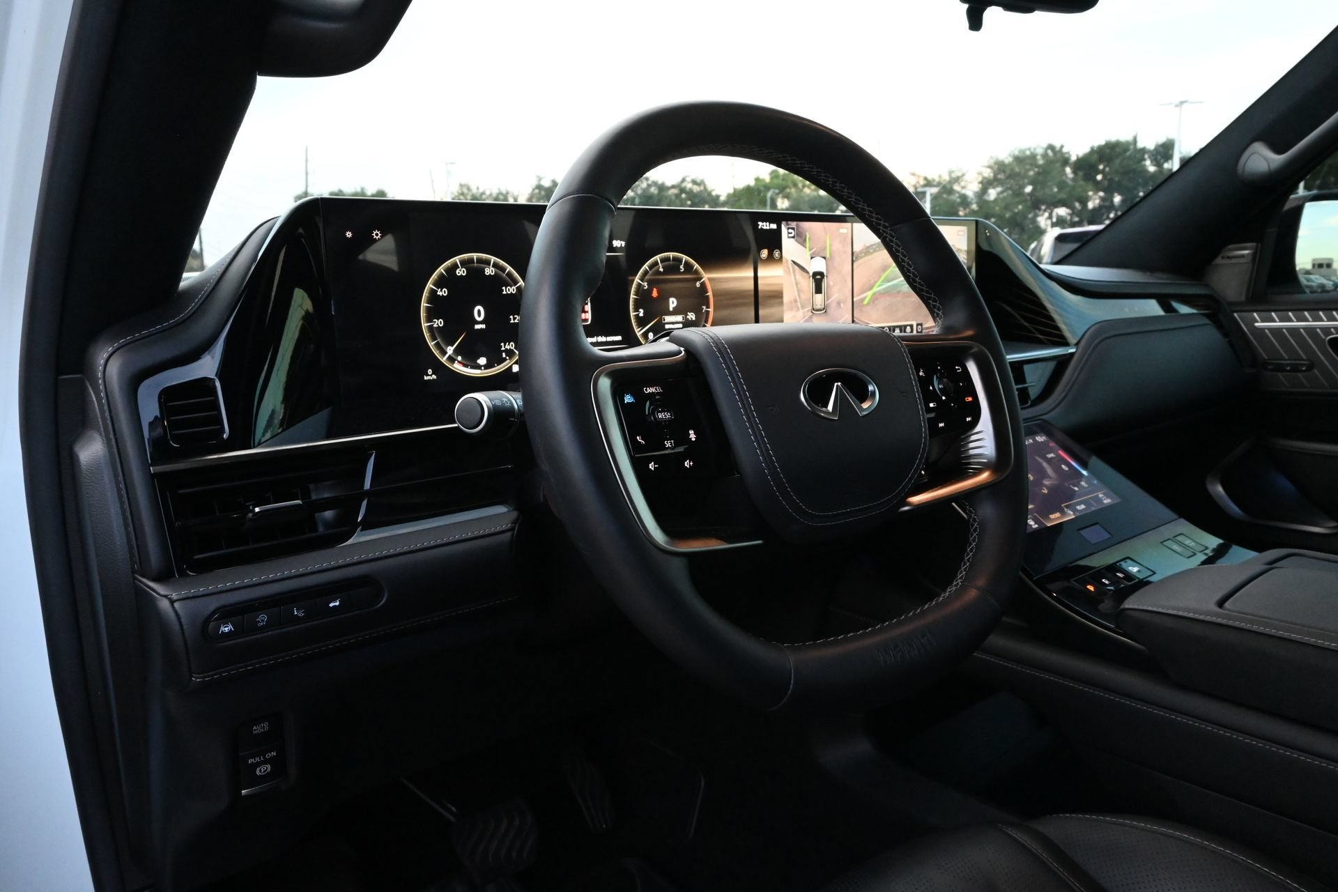 2025 INFINITI QX80 AUTOGRAPH