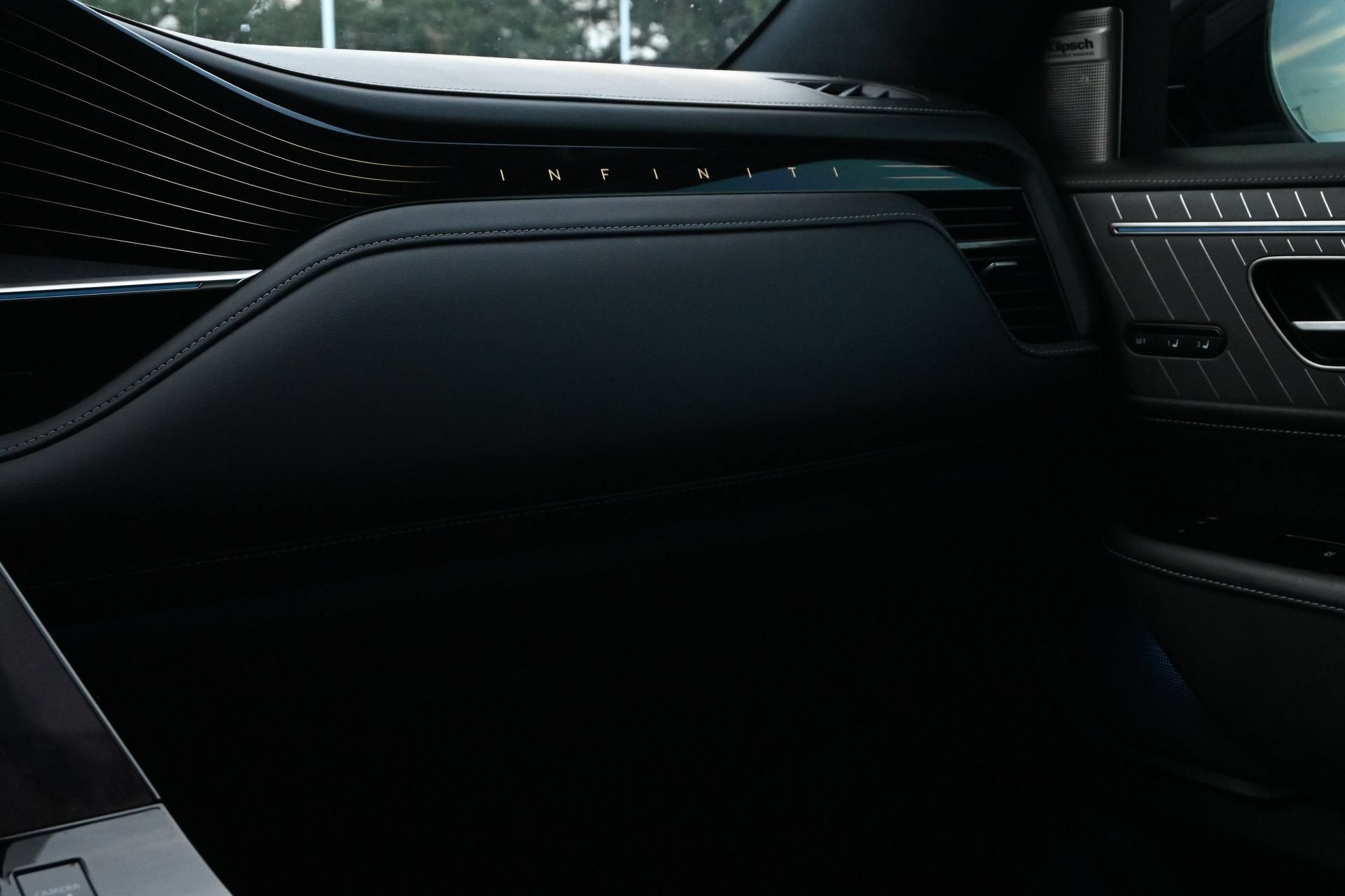 2025 INFINITI QX80 AUTOGRAPH