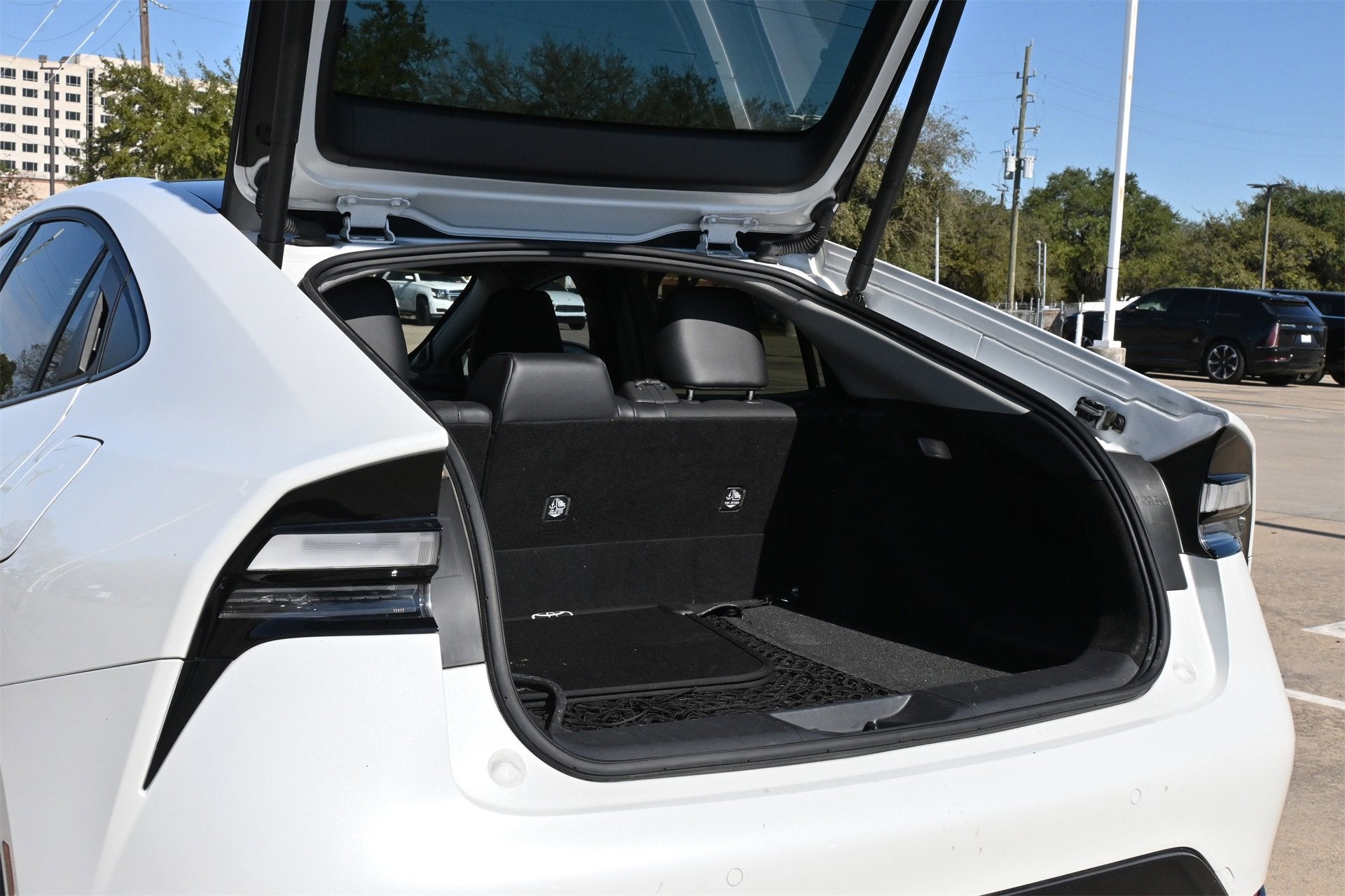 2024 Toyota Prius Prime SE