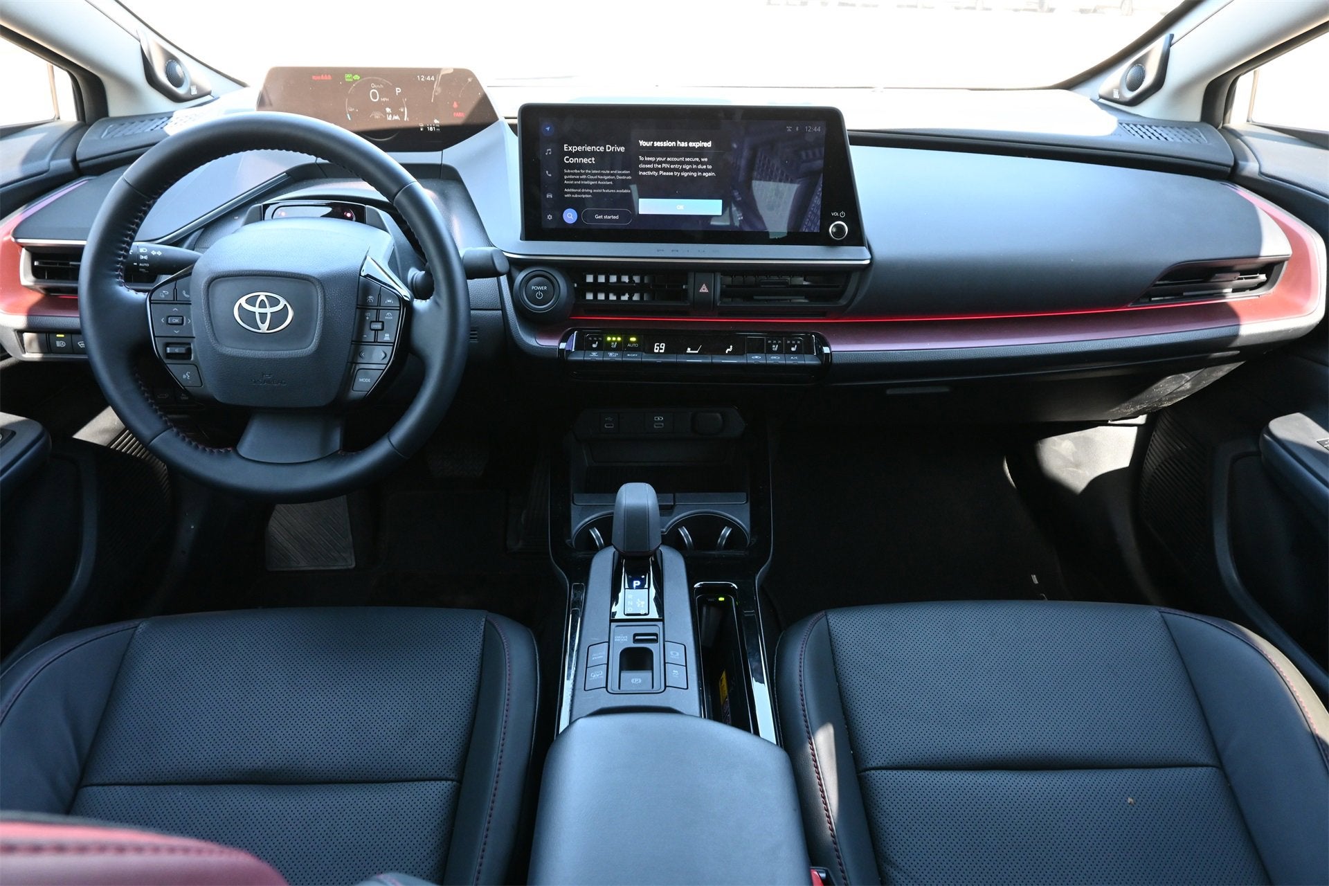 2024 Toyota Prius Prime SE