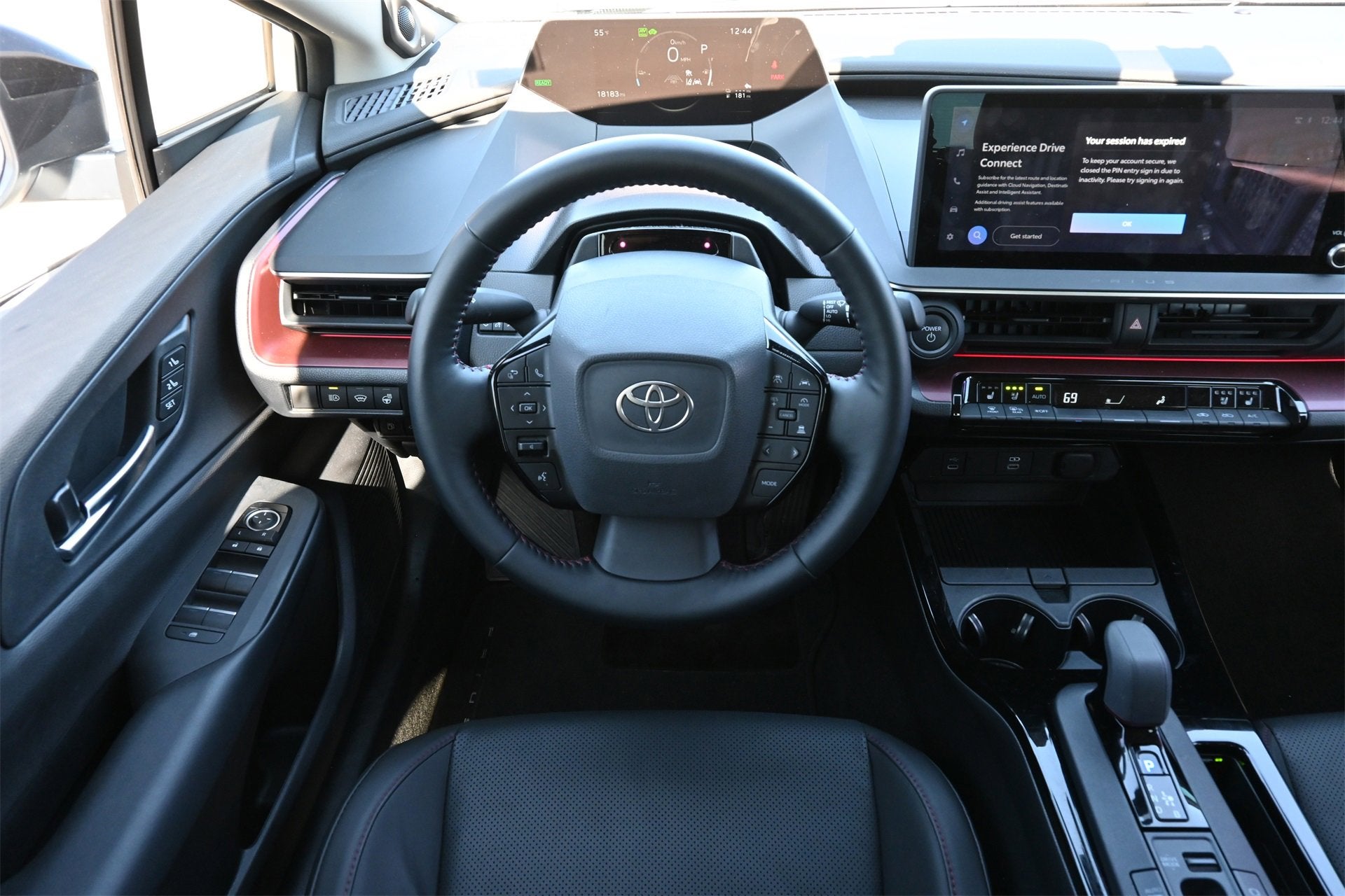 2024 Toyota Prius Prime SE