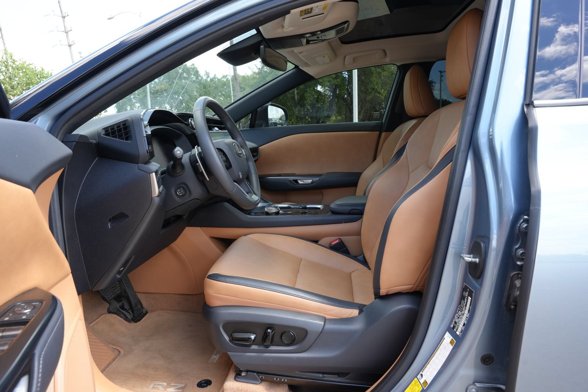 2023 Lexus RZ RZ 450e Premium