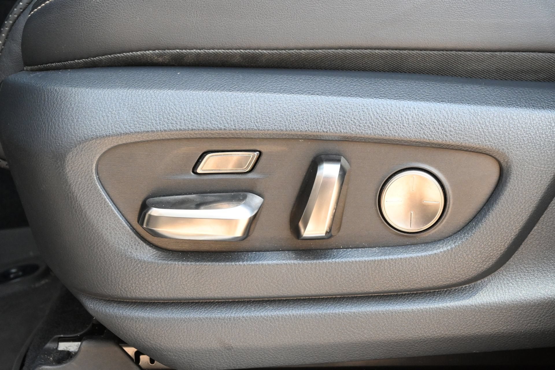 2024 Lexus LX LX 600 Luxury