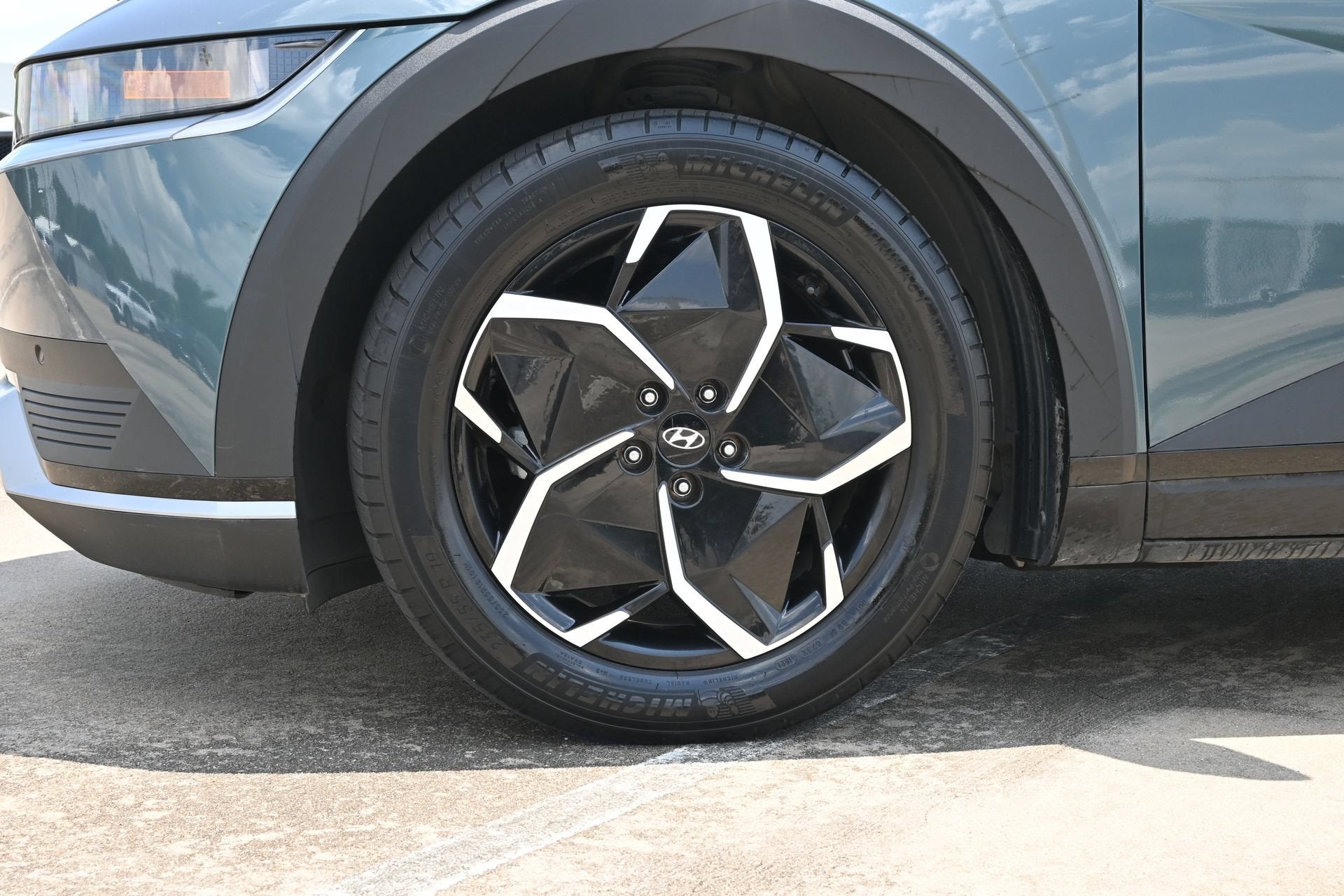 2022 Hyundai IONIQ 5 SEL