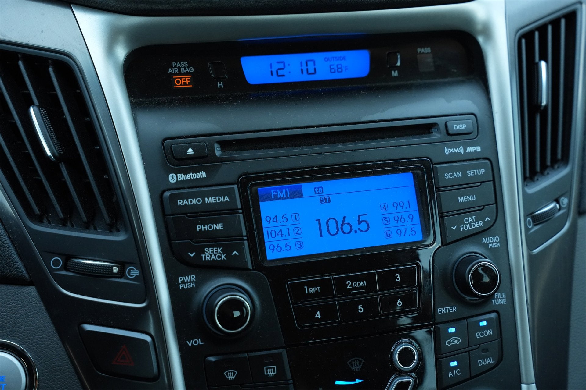 2013 Hyundai Sonata Hybrid HYBRID