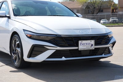 2025 Hyundai Elantra SEL Convenience