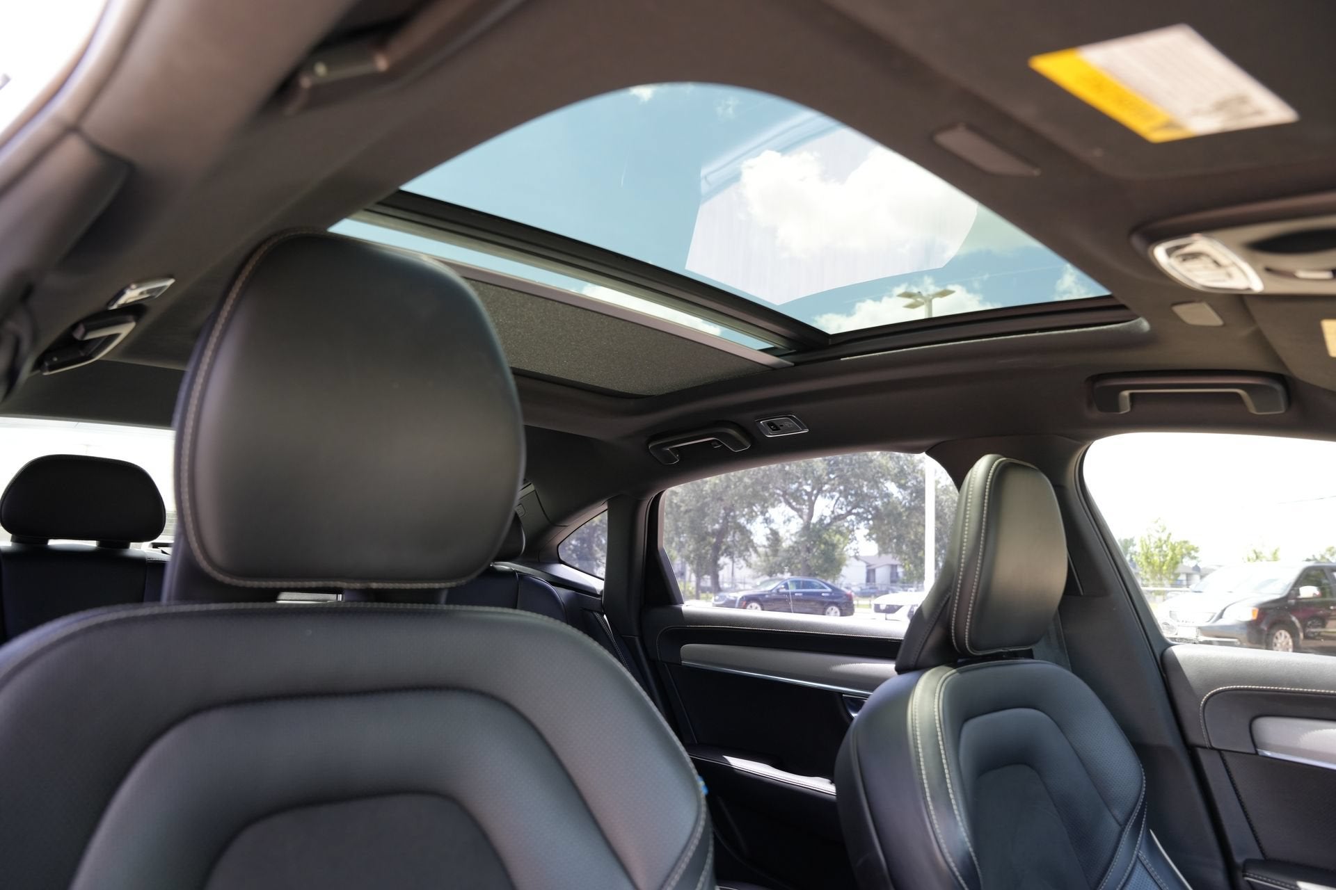 2021 Volvo S90 R-Design